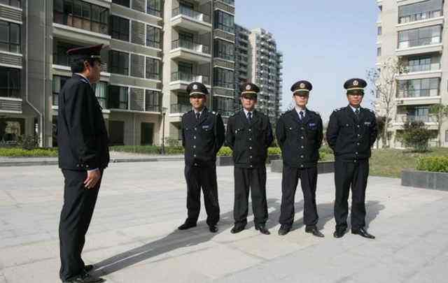 年紀大的保安 年紀大的保安